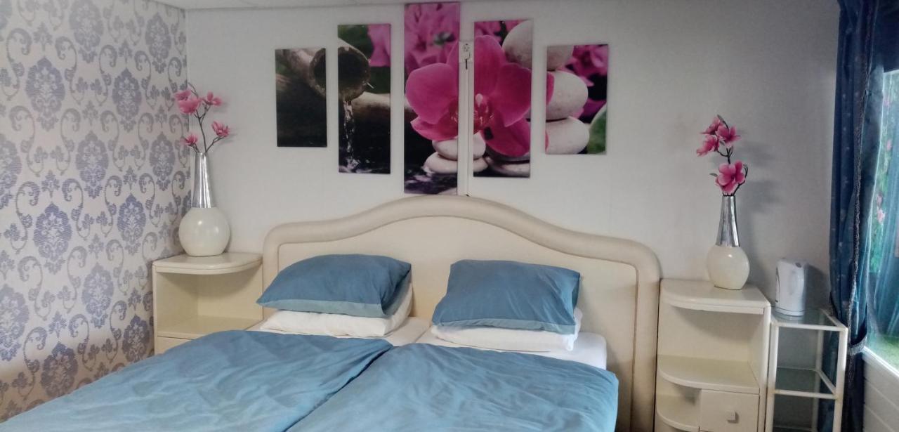 Earnewâld B&B Aan Het Water מראה חיצוני תמונה
