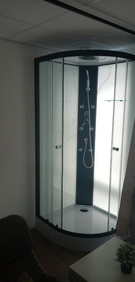 Earnewâld B&B Aan Het Water מראה חיצוני תמונה