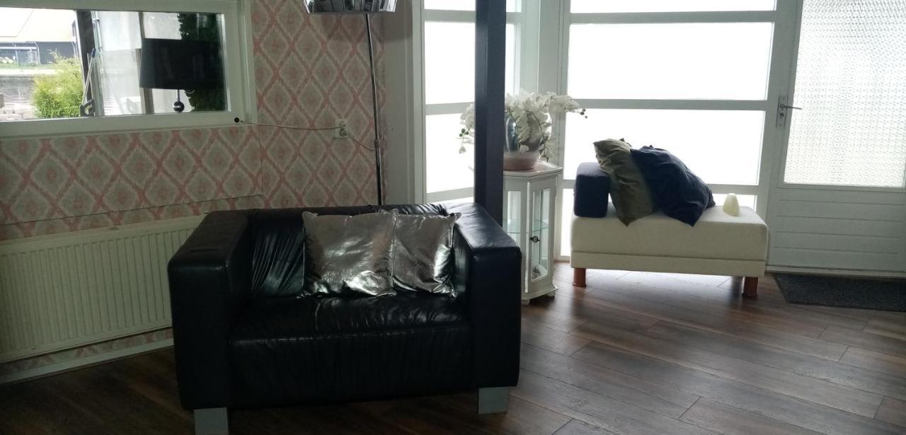 Earnewâld B&B Aan Het Water מראה חיצוני תמונה